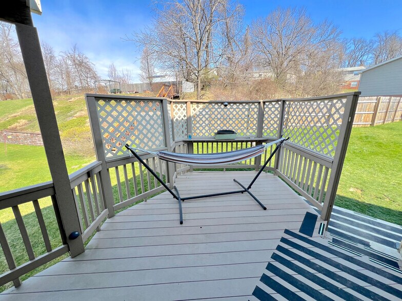 Building Photo - 8099 Nuttals Grove Rd