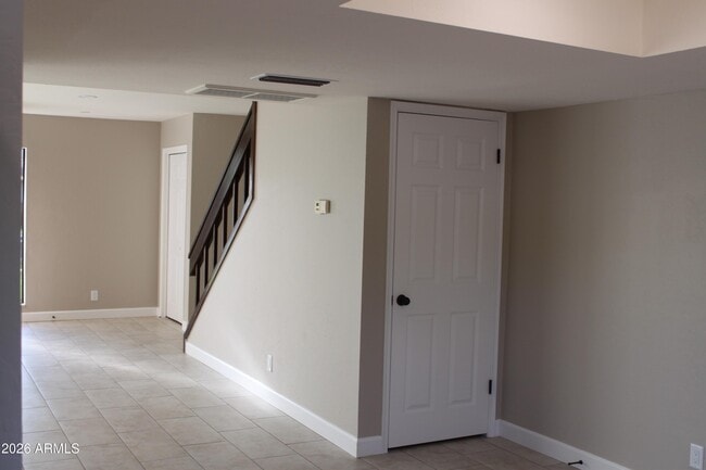 Building Photo - 1550 N Stapley Dr