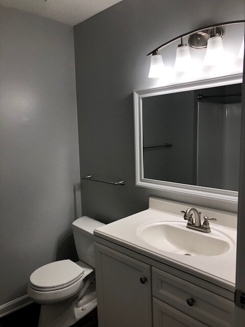 Building Photo - 501 Waldo St