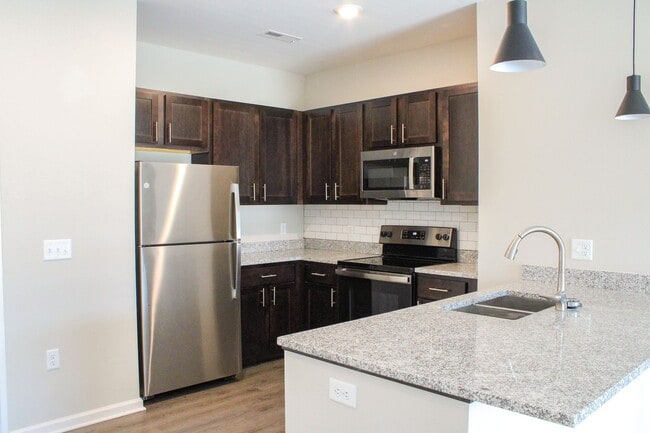 Building Photo - 3261 Redhawk St