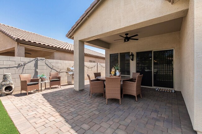 Building Photo - 11810 W Villa Chula Ln