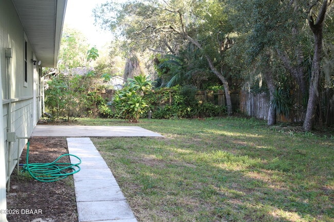 Building Photo - 277 Galbraith Ave