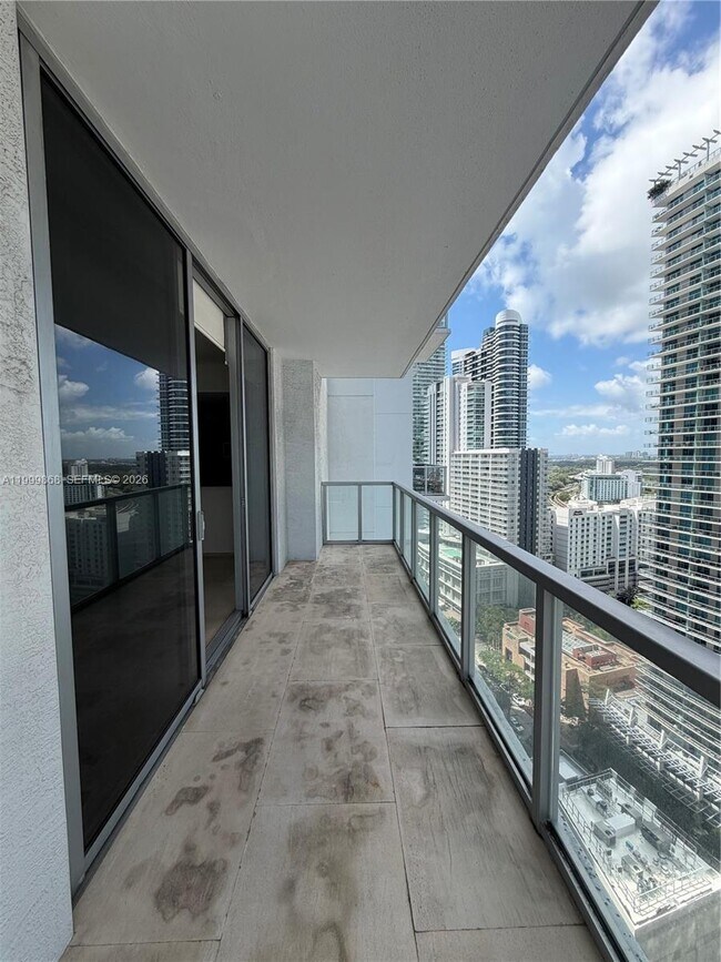 Building Photo - 1050 Brickell Ave
