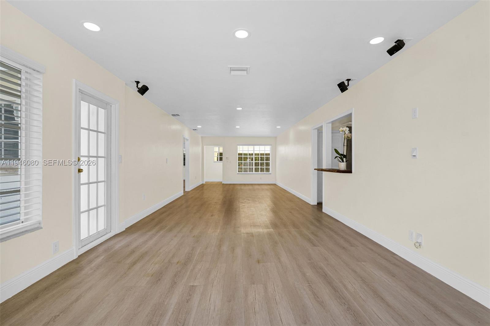 Building Photo - 5781 SW 25th St