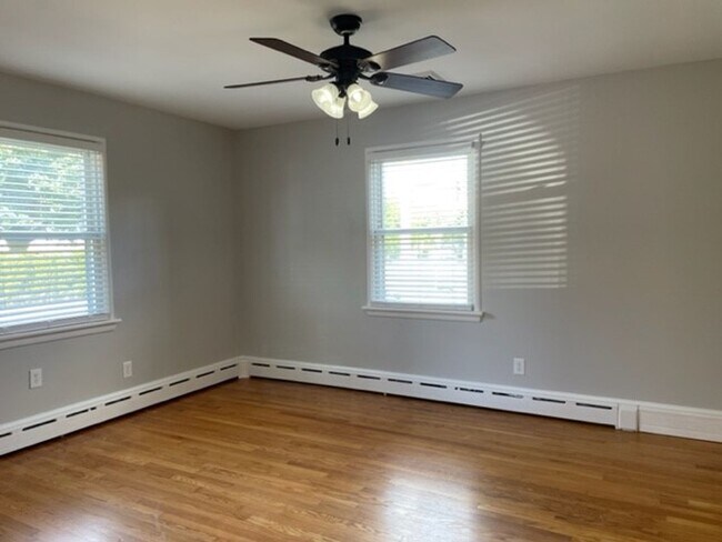 Building Photo - Ranch Single Family House For Rent In Cumb...