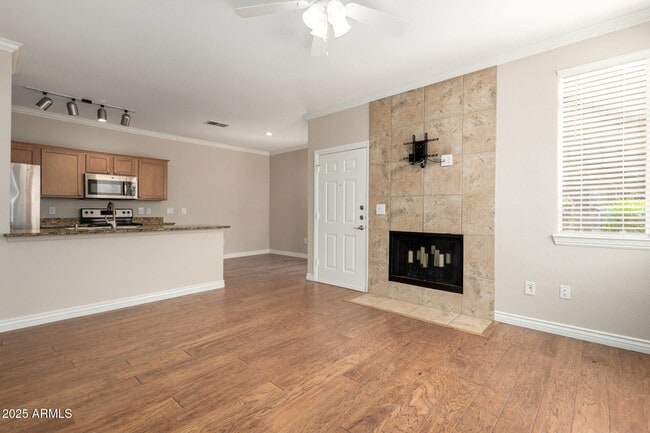 Building Photo - 7009 E Acoma Dr