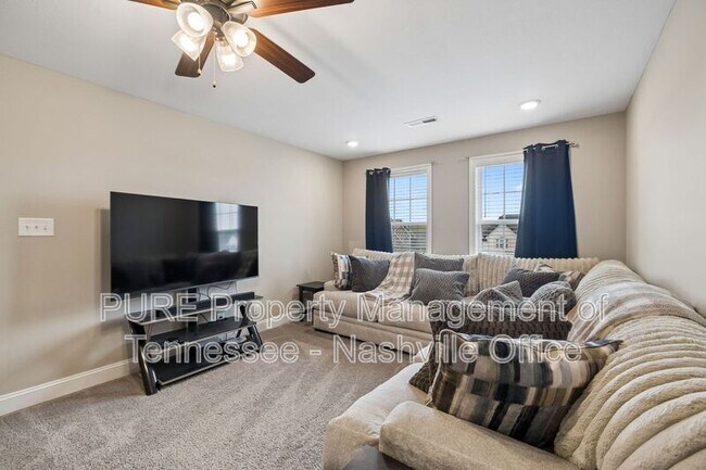 Building Photo - 429 Crestwicke Ct