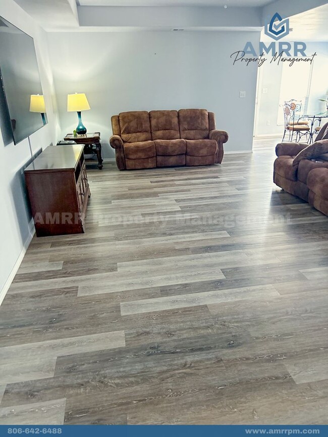 Building Photo - Charming 3-Bedroom House – Your Dream Home...