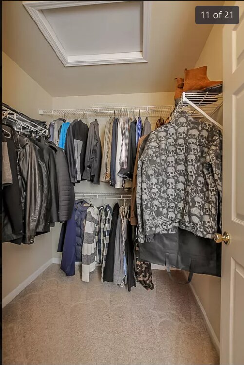Building Photo - Gorgeous 2 bed townhome in beautiful Franklin