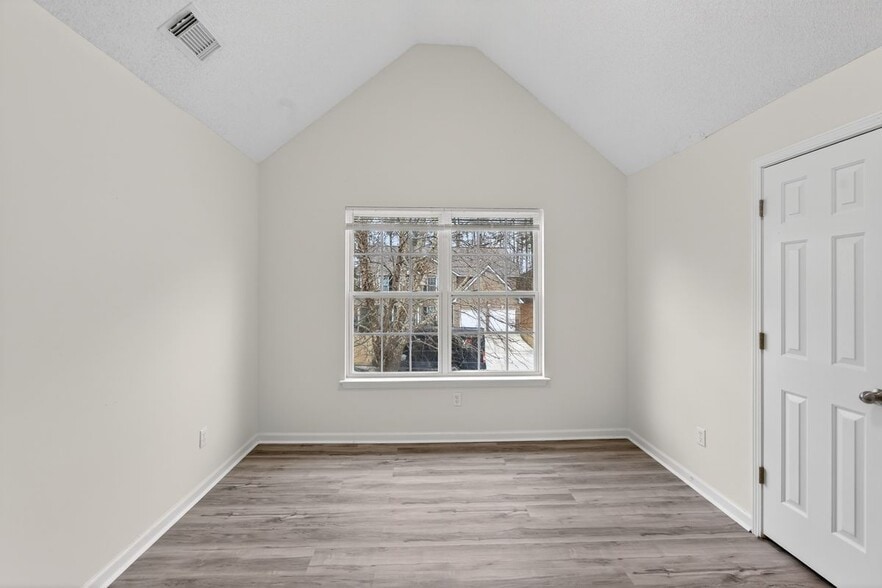 Building Photo - 5040 Estonian Dr