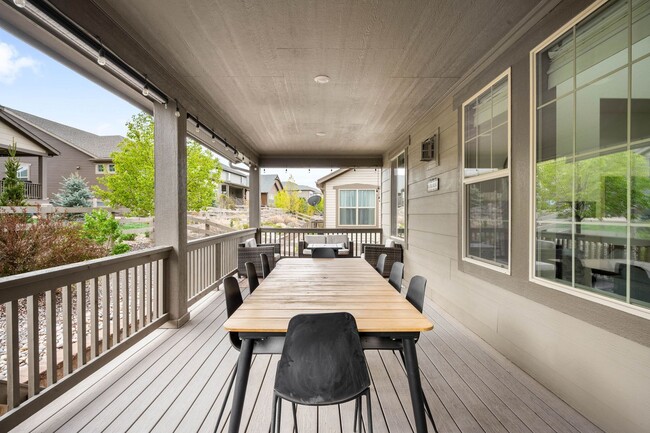 Building Photo - Luxury 4BD, 3.5BA Sterling Ranch Home with...