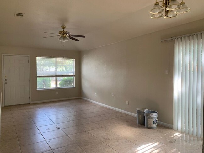 Building Photo - 8724 Talyne Chaise Cir