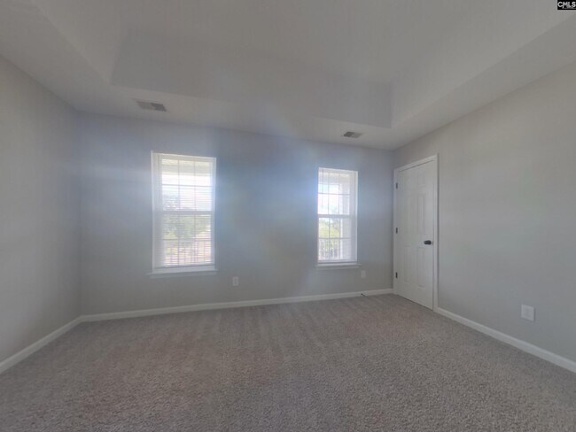Building Photo - 621 Staffwood Dr