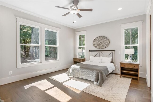 Building Photo - 6 Whisper Pl