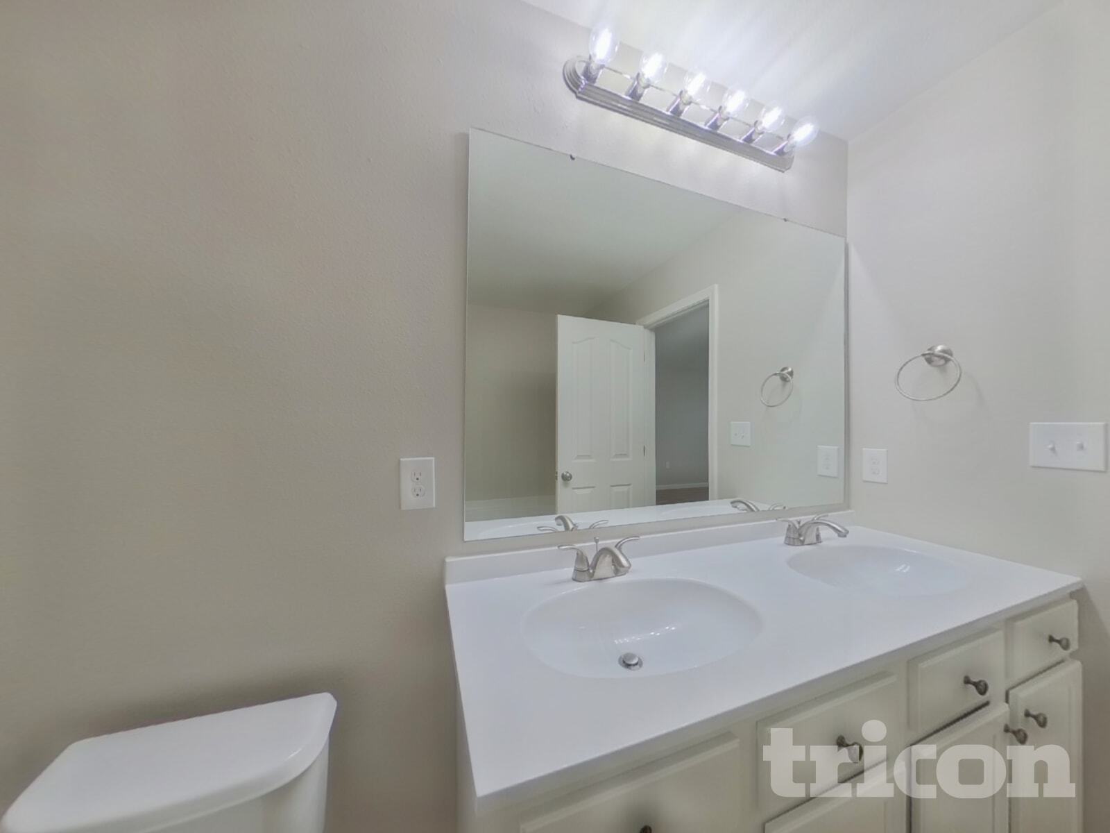 Building Photo - 2918 Tall Oaks Dr