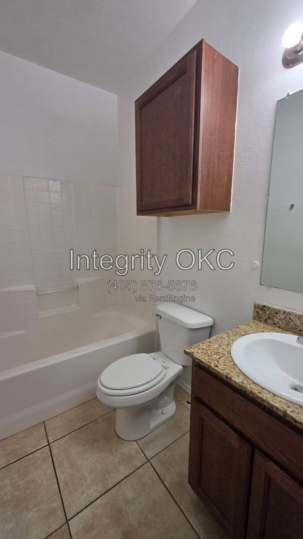 Building Photo - 1503 Tahoe Ln