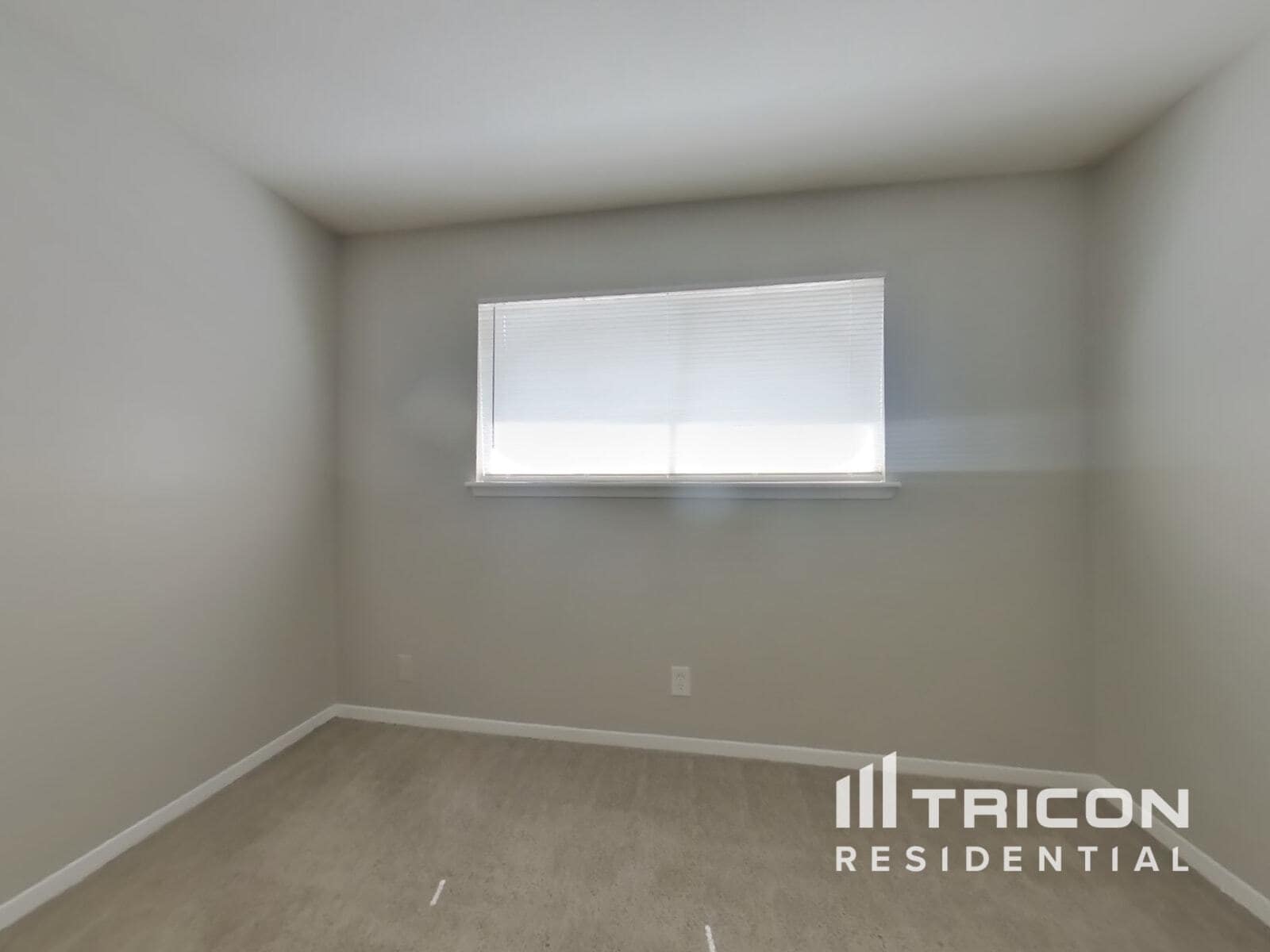 Building Photo - 24122 Spring Mill Ln