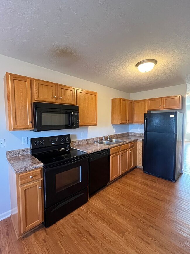 Building Photo - Upper Stone Apartments