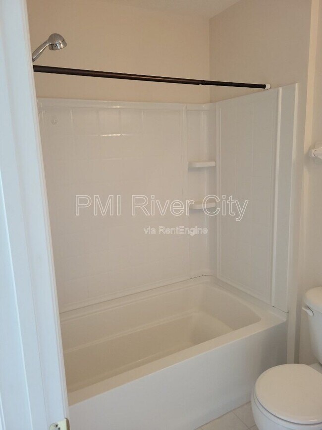 Building Photo - 14283 Big Spring St