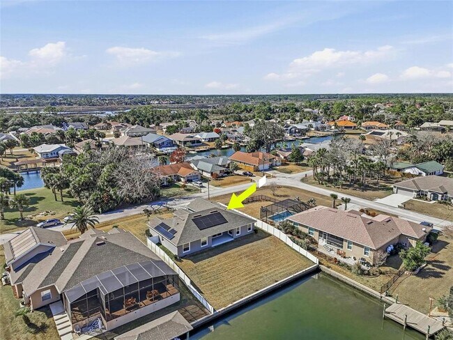 Building Photo - 8 Creek Ct