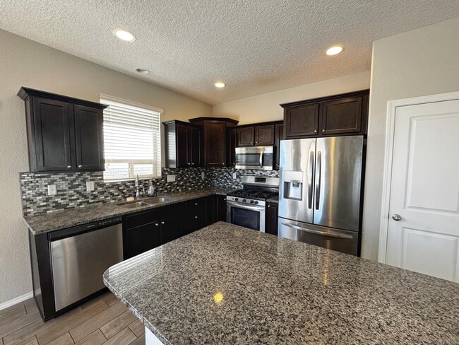 Building Photo - 6732 Oro Valley Rd NW