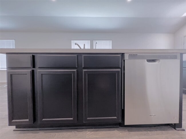 Building Photo - 21197 Alder Oaks Dr