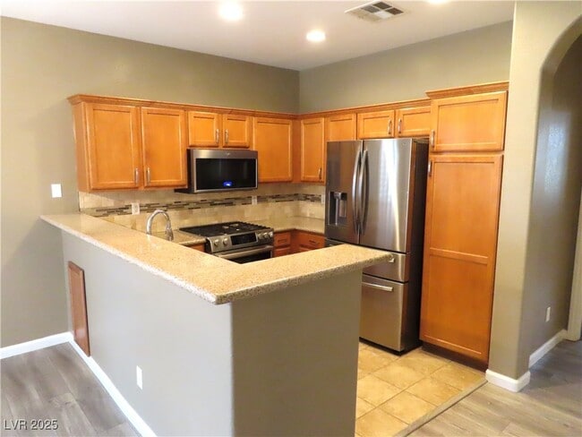 Building Photo - 4318 Via Dana Ave