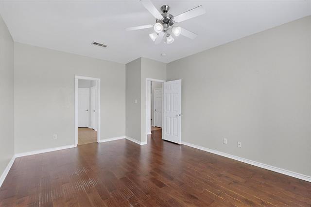 Building Photo - 701 Lone Rider Ct