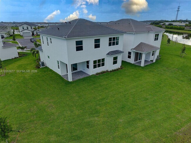 Building Photo - 13895 Spruce Pne Dr