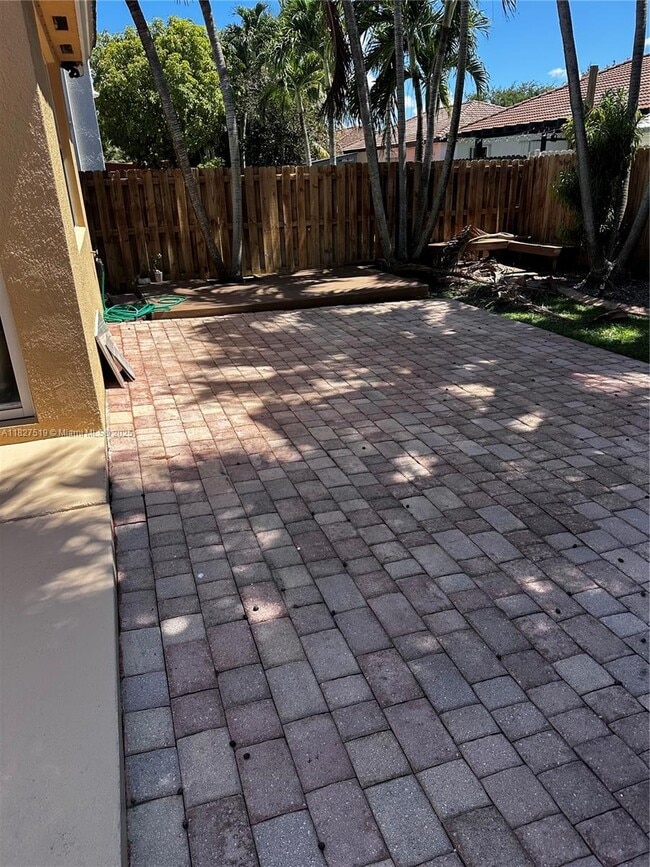 Building Photo - 5060 SW 159th Ave