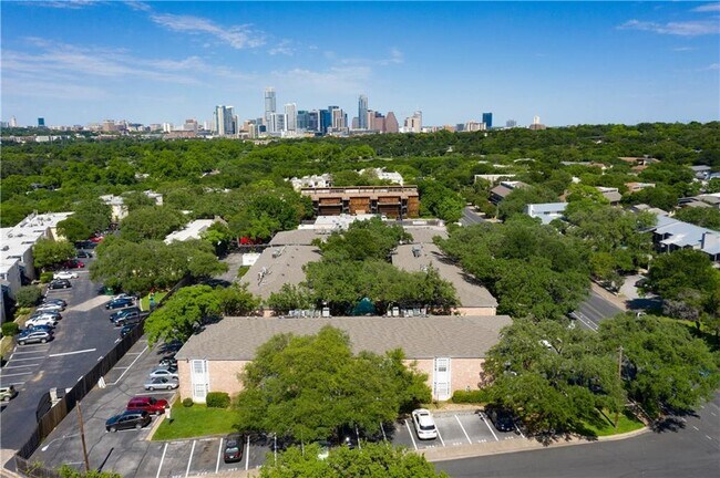 Building Photo - 1240 Barton Hills Dr