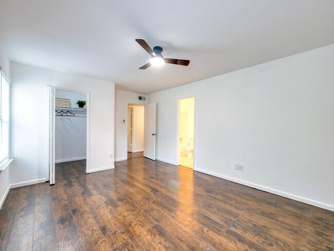 Building Photo - 1472 Rockshire Dr