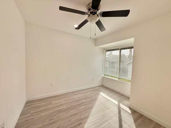Building Photo - 7388 Tooma St