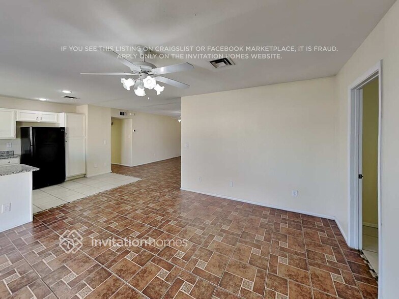 Building Photo - 8008 W Mescal St