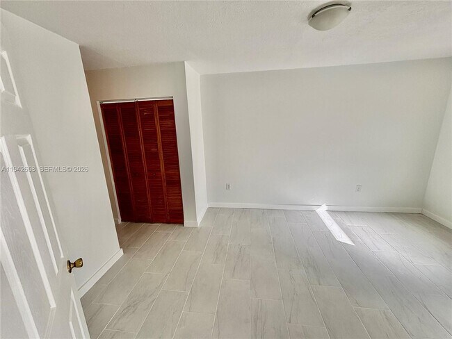 Building Photo - 3181 SW 13th St