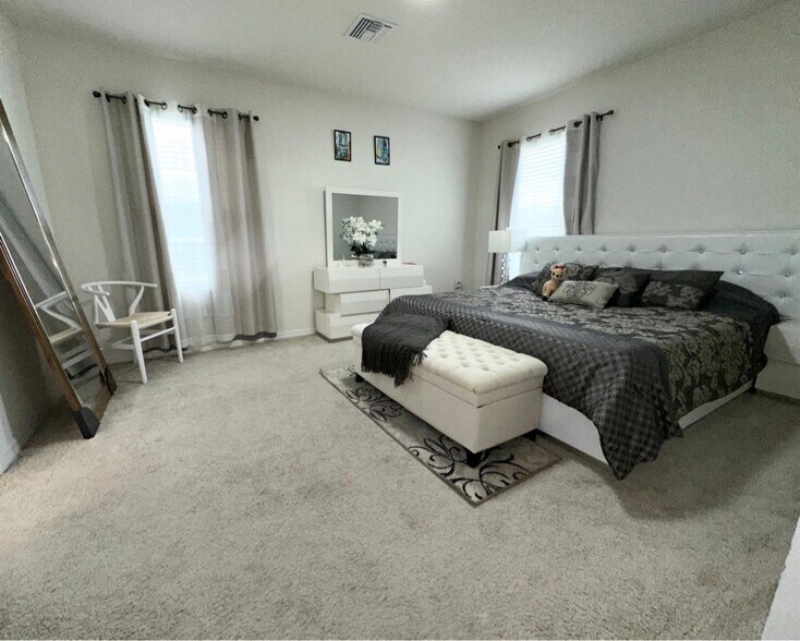 Building Photo - 5916 Briar Rose Wy