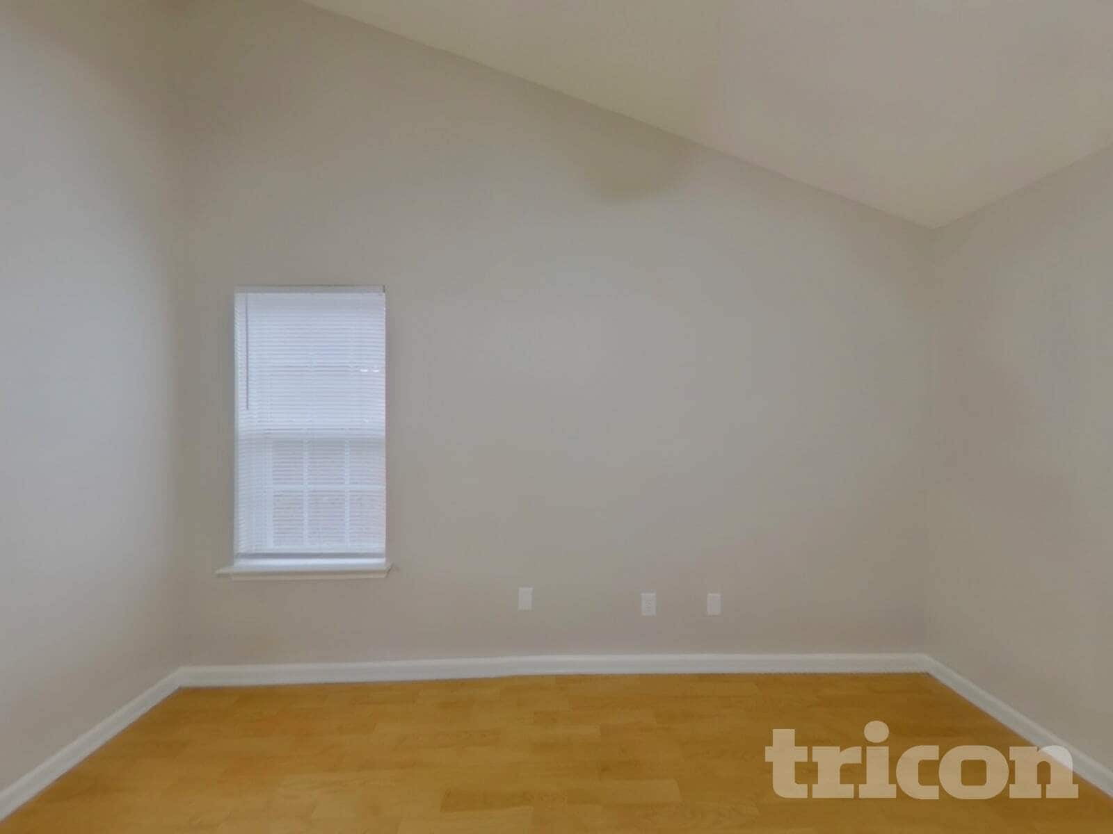 Building Photo - 2024 Duke Adam St