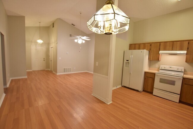 Building Photo - 120 N Cervidae Dr