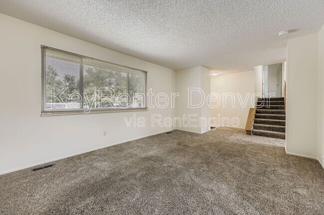 Building Photo - 1243 S Johnson Way