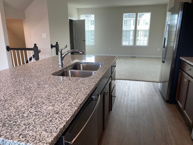 Building Photo - 2677 Bears Den Dr