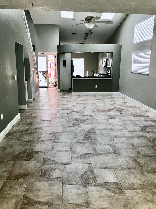 LIVING ROOM - 3679 Oakhill Dr