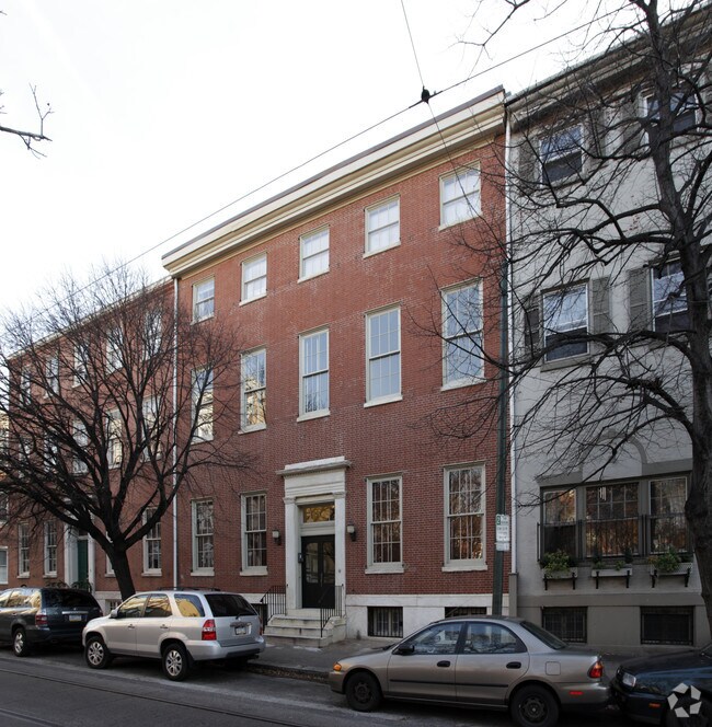 Building Photo - 321-323 S 11th St