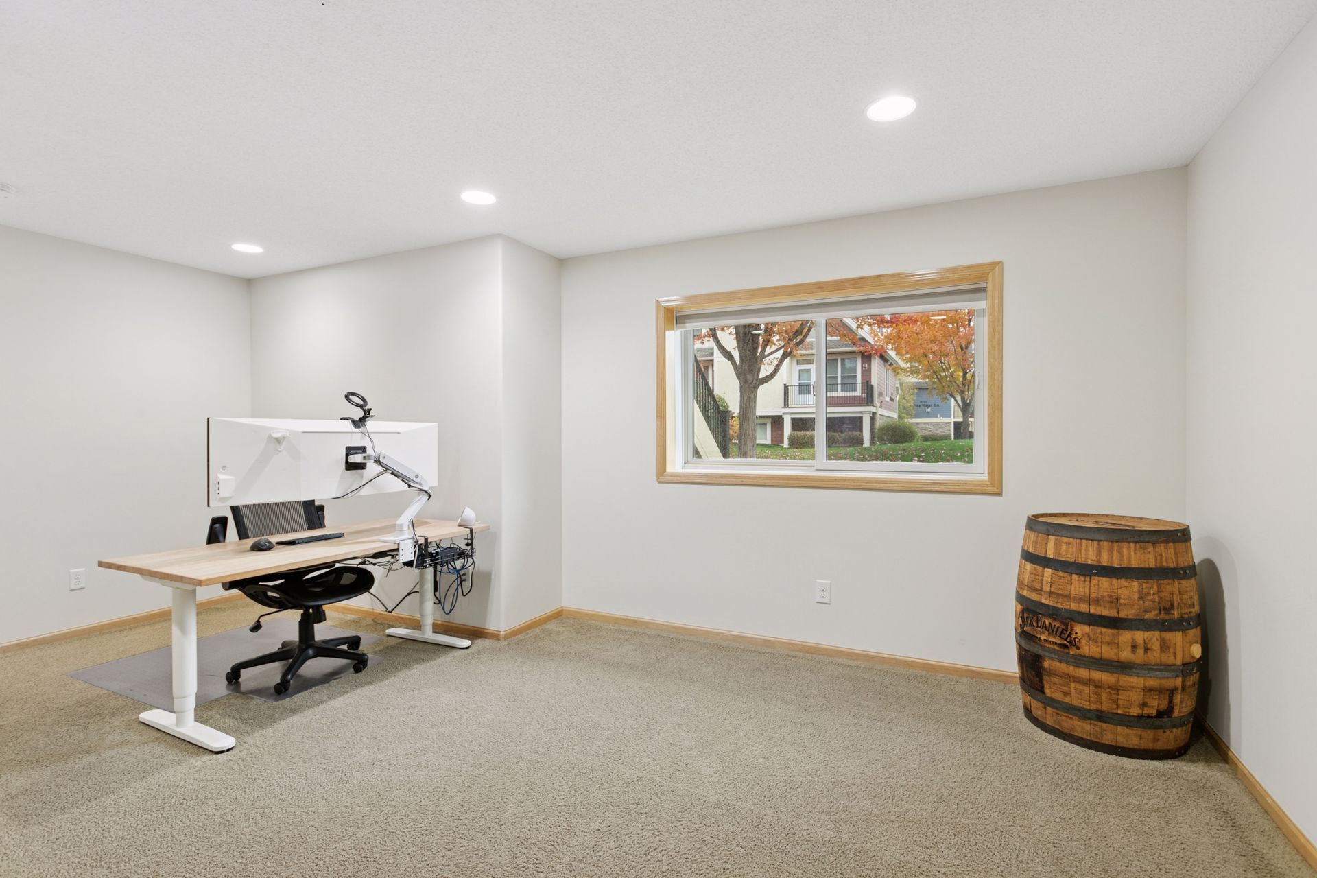 Building Photo - 10749 Falling Water Ln