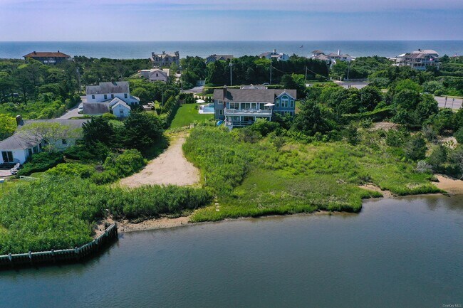 Building Photo - 115 Dune Rd