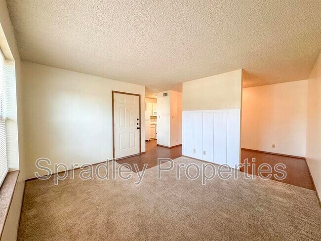 Building Photo - Troy Terrace Apartments