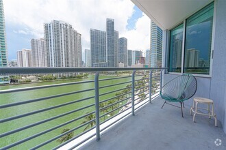 Building Photo - 325 S Biscayne Blvd