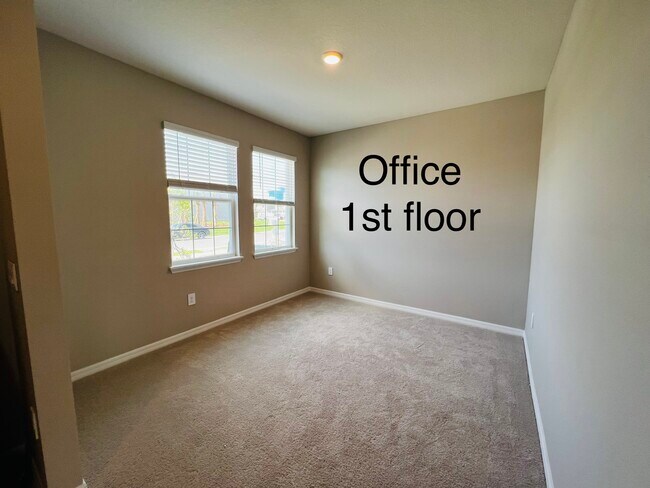 Building Photo - 2072 Midnight Pearl Dr