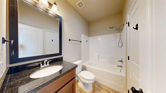 Building Photo - 109 Southland St