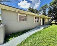 Building Photo - 1533 NW 53rd St