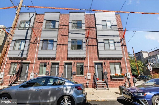 Building Photo - 427 W Norris St